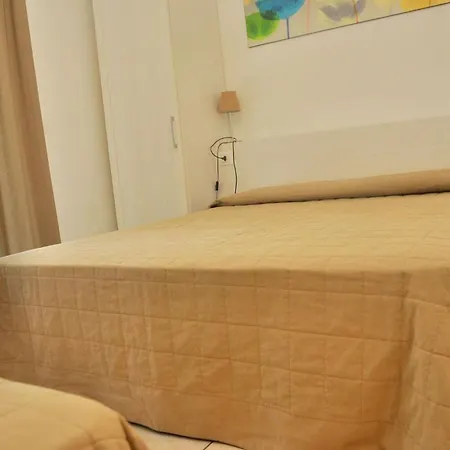 Appartement Beautiful With Swimming Pool And Solarium